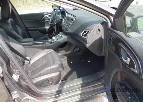 2015 Chrysler 200 C from USA, damaged, VIN 1C3CCCCG9FN686747